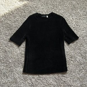 T Tahari black velour ribbed short sleeve top sz S